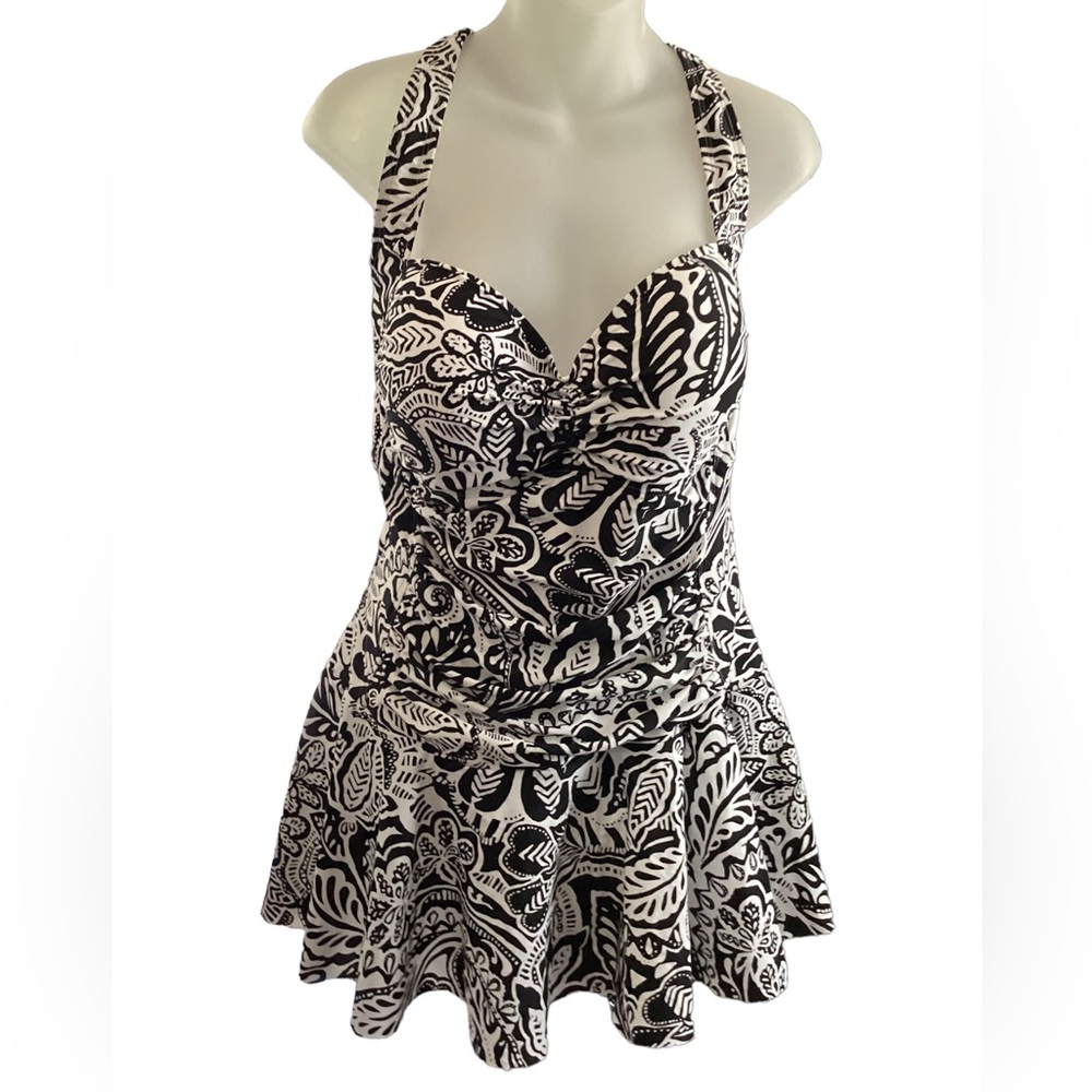 Chaps Skater Skirt Swimsuit. S2